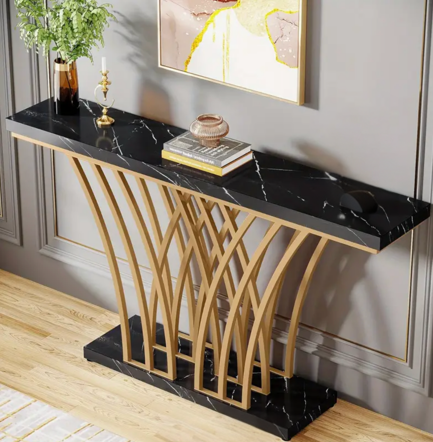 CarlErik Konsolbord – Modern Entrédesign med Rutformad Guldmetall & Marmoryta